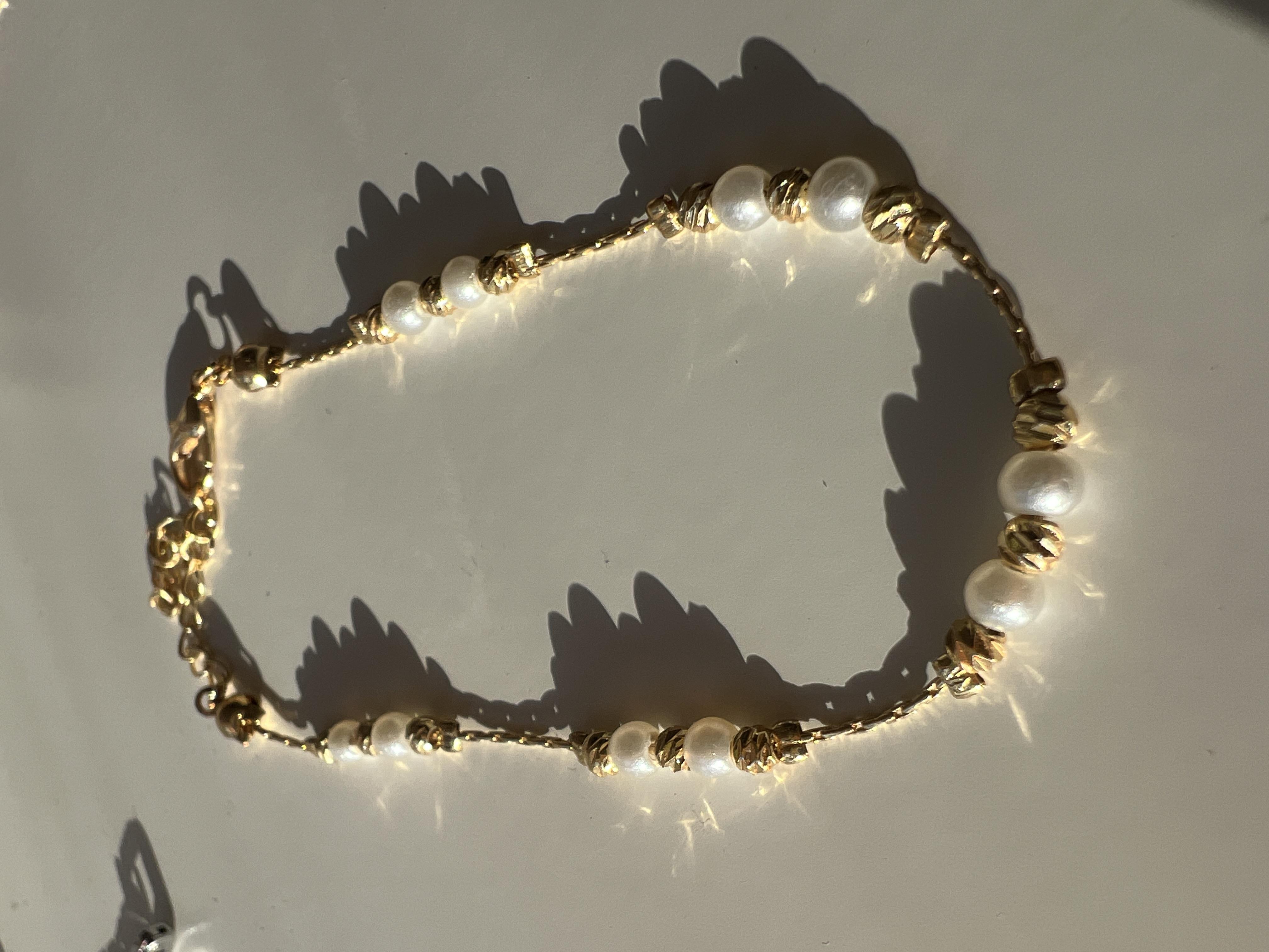 İNCİ DORİKA BİLEKLİK