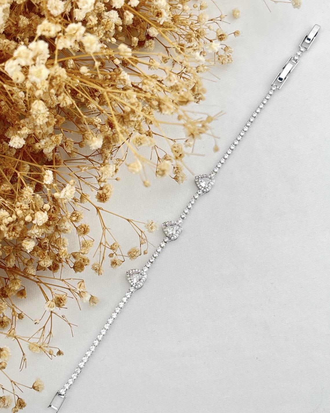 MİNİMAL VİP PIRLANTA GÖRÜNÜMLÜ BİLEKLİK