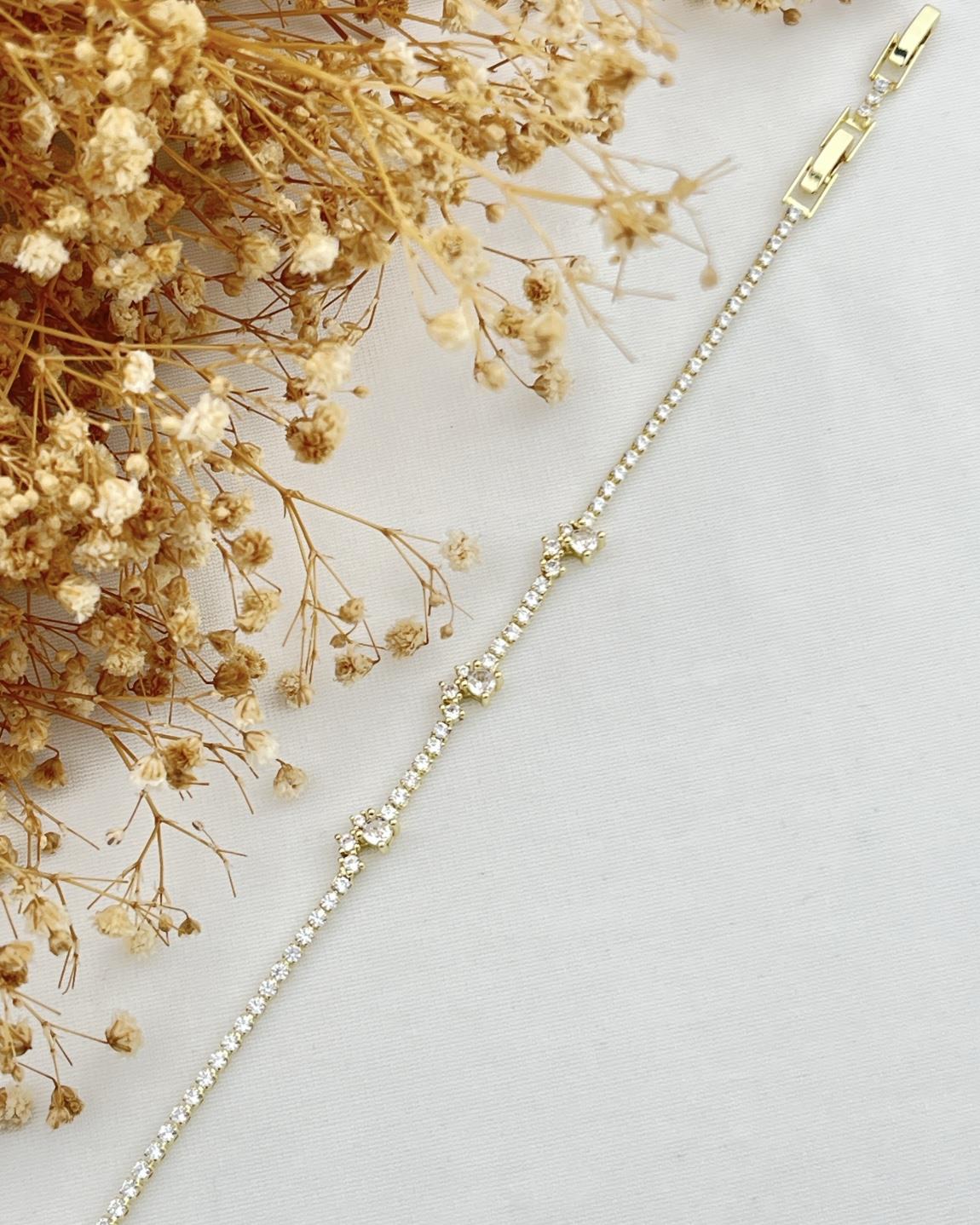 MİNİMAL VİP PIRLANTA GÖRÜNÜMLÜ BİLEKLİK