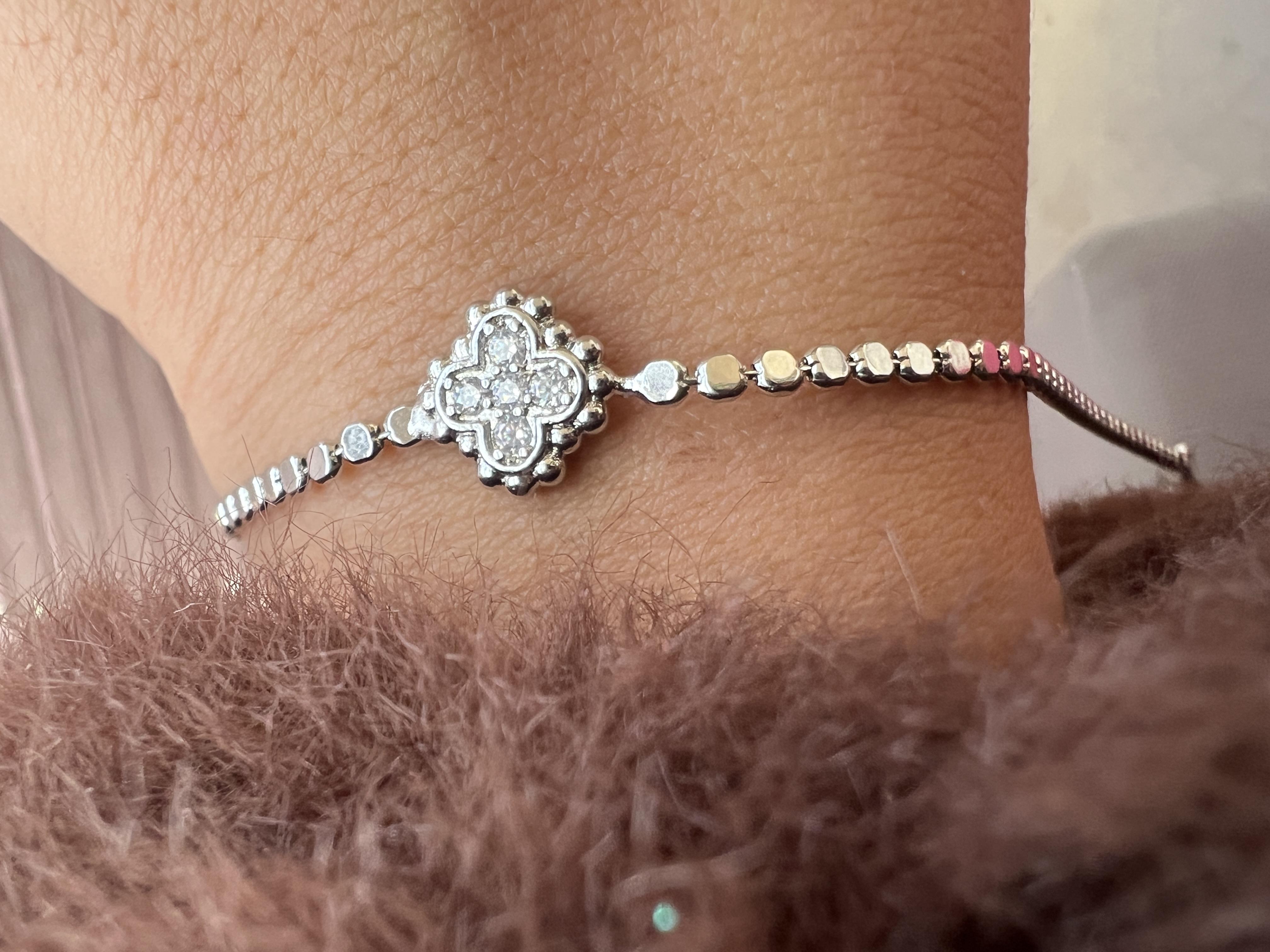 SON TEK KALAN BİLEKLİK