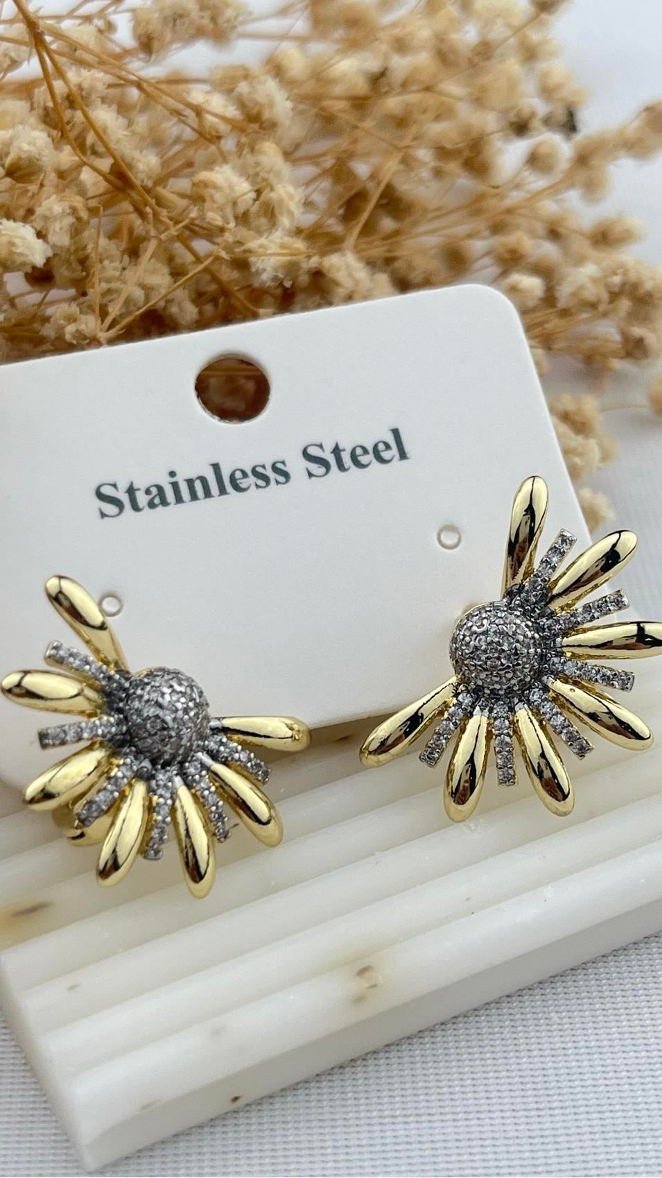 YARIM ÇİÇEK KÜPE