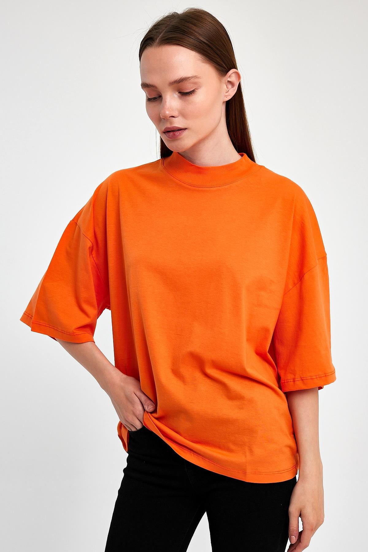 FİHA/3012-KADIN YARIM BALIKCI YAKA KISA KOL T-SHIRT - ORANJ