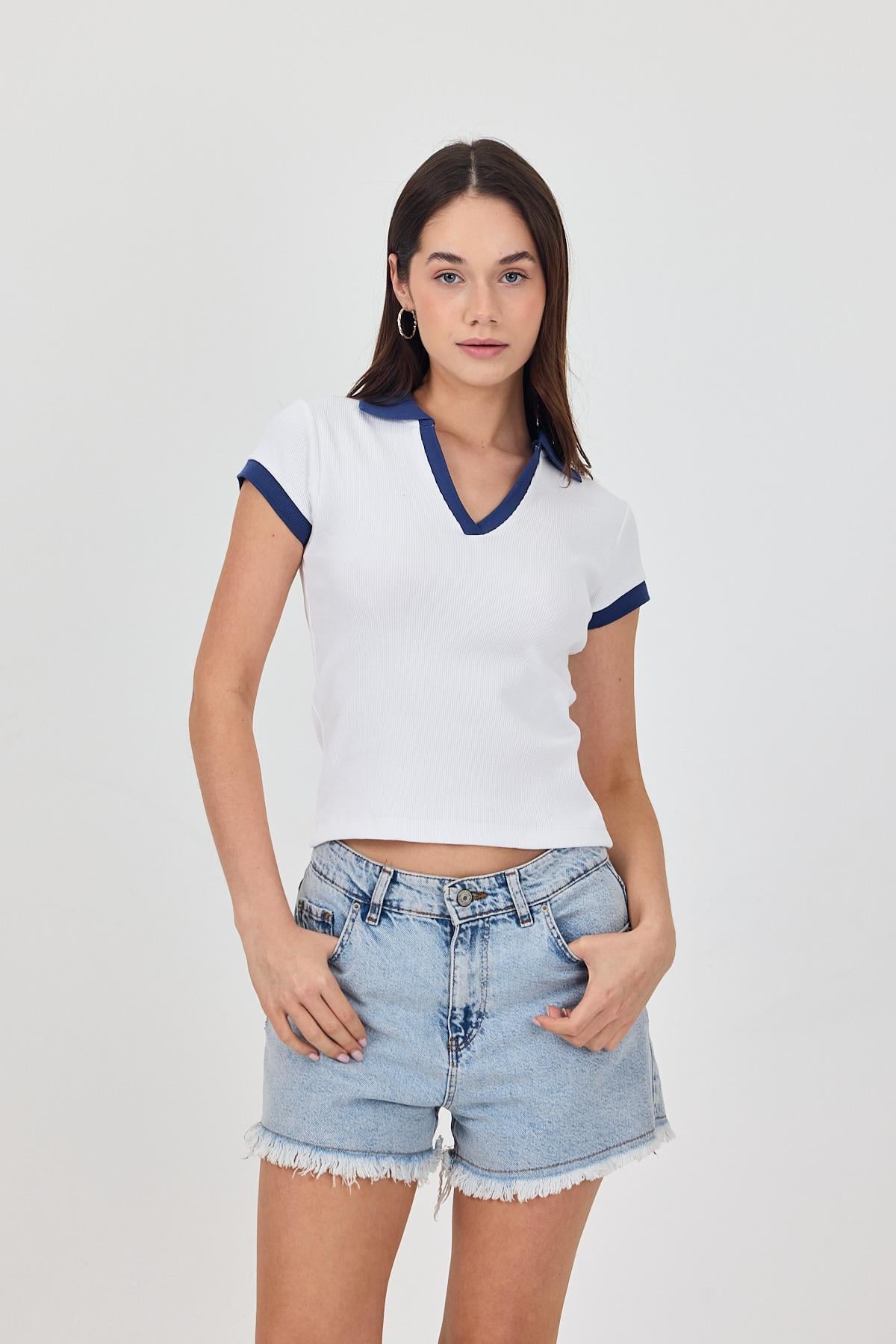 FİHA/3044-KADIN KAŞKORSE POLO YAKA TSHIRT - BEYAZ