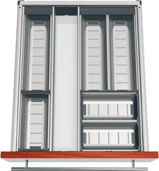 Blum Gövde Genişliği : 45cm  ; Derinlik : 45cm