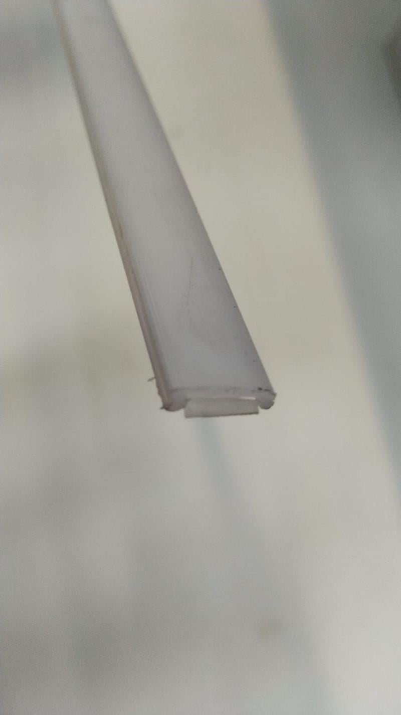 DiğerGömme Led Profili Plastik Dar Kapağı 3 Mt AKS 4425