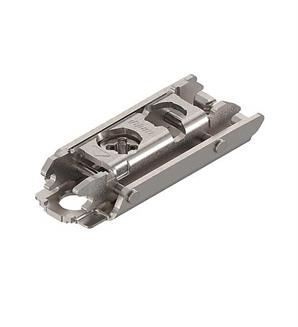 Blum Clip Düz Tip Ekzantrik Ayarlı Çelik Taban