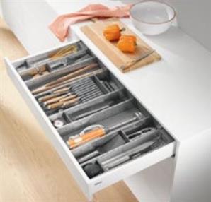 Blum Özel Gövde Genişliği : Derinlik 45cm K