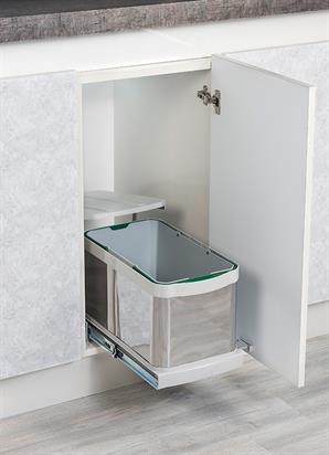 Starax 2574 Teleskopik Raylı Pas. Gövde Çöp Kovası