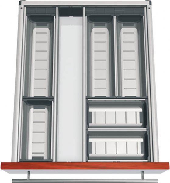 Blum Gövde Genişliği : 45cm  ; Derinlik : 45cm