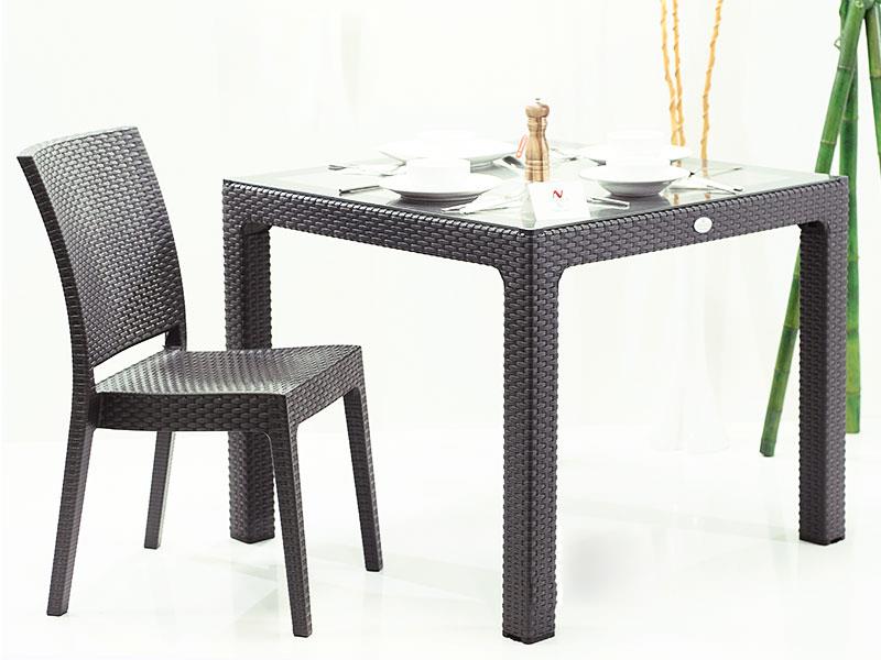 Novussi 90*90 Rattan Camlı Antrasit Masa Classi R0