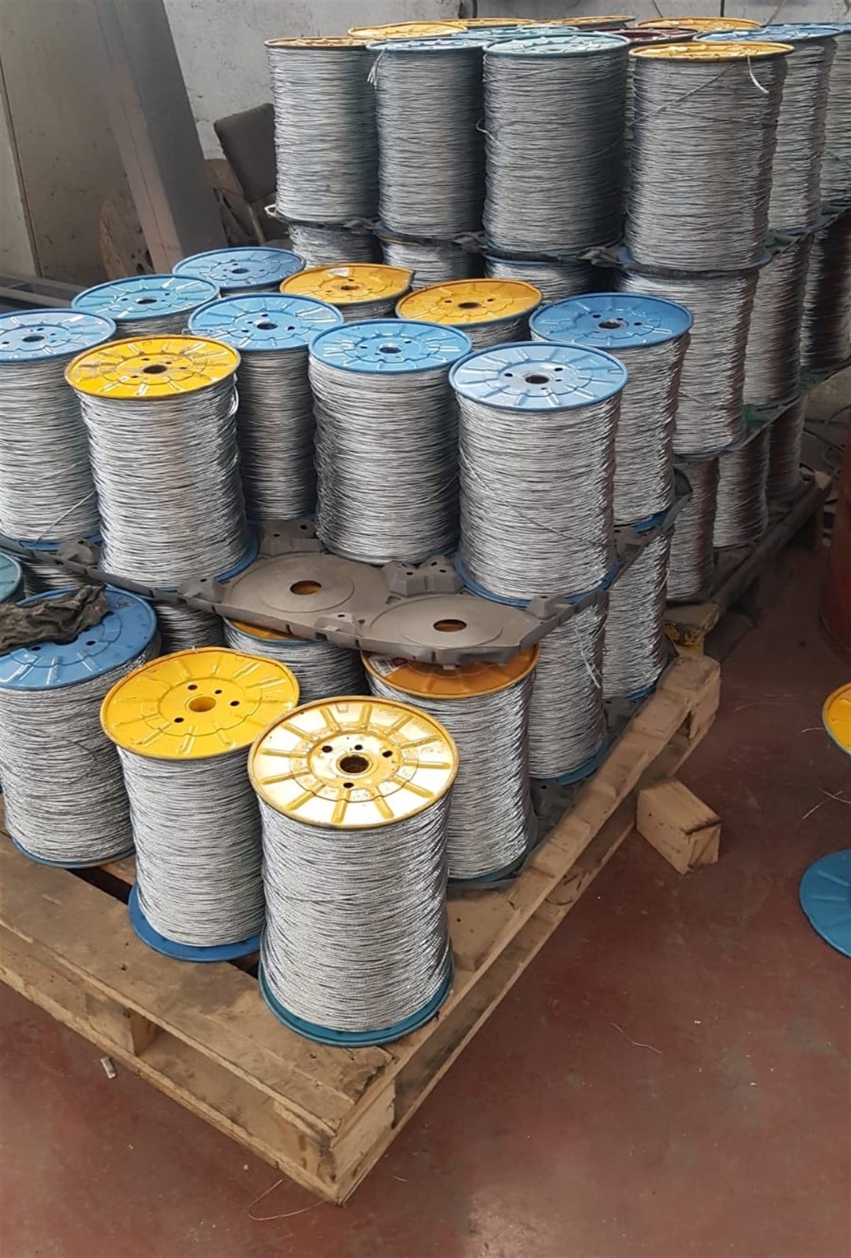 Çelik Halat 2.40mm 1X7 40 Kg