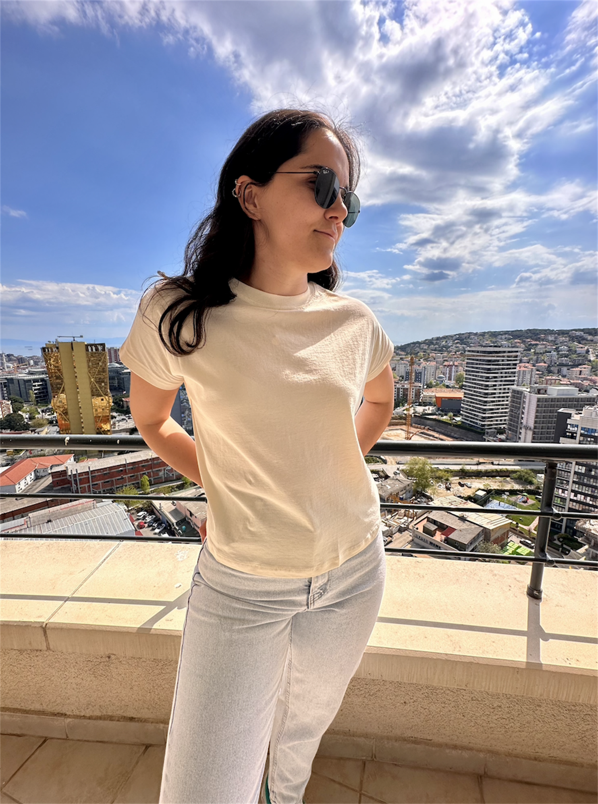 Düşük Kol Bisiklet Yaka Düz Tişört Krem