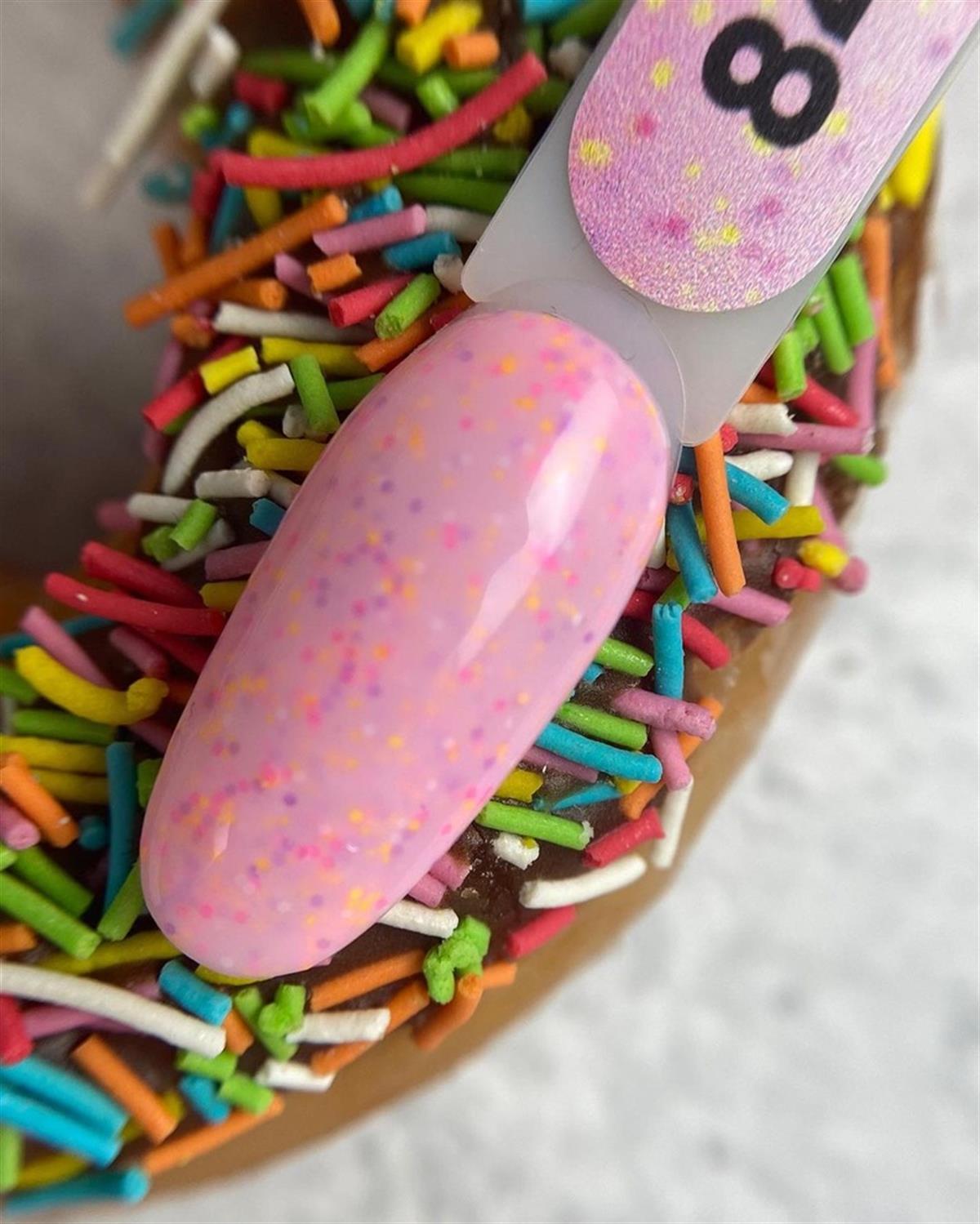 Kalıcı oje Donuts 8ml 841 Kendiliğinden desenli
