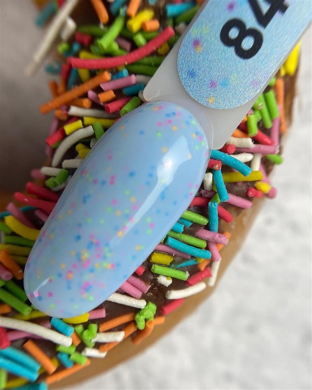 Kalıcı oje Donuts 8ml 844 Kendiliğinden desenli