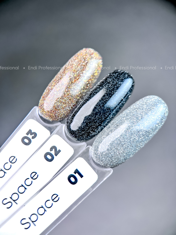 Kalıcı oje Işığı yansıtan serisi 15 ml Space 03