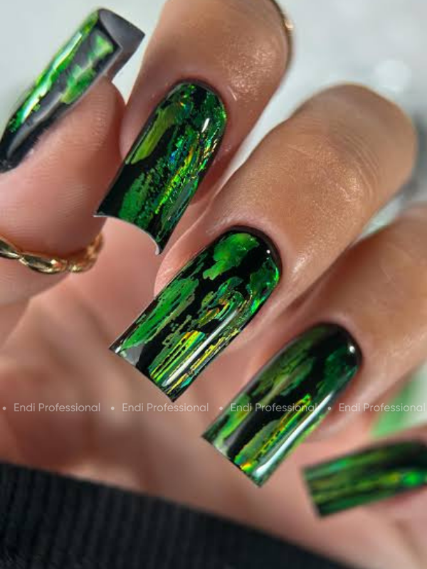 Kalıcı oje Vitray Glazed serisi 15 ml Green