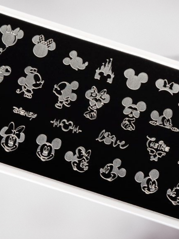 Stamping plakası nail art desen Mr. & Mrs. Mouse 088