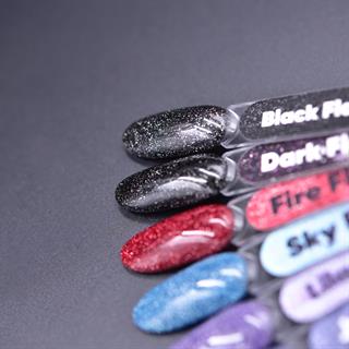Işığı yansıtan Kalıcı oje Dark Flash Siyah 8 ml