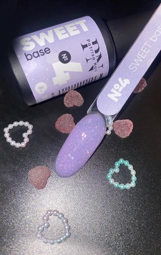Sweet Base 4 Işığı yansıtan renkli baz 8ml 