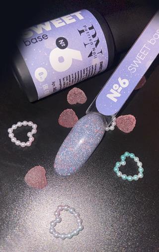 Sweet Base 6 Işığı yansıtan renkli baz 8ml 