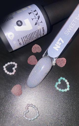 Sweet Base 7 Işığı yansıtan renkli baz 8ml 