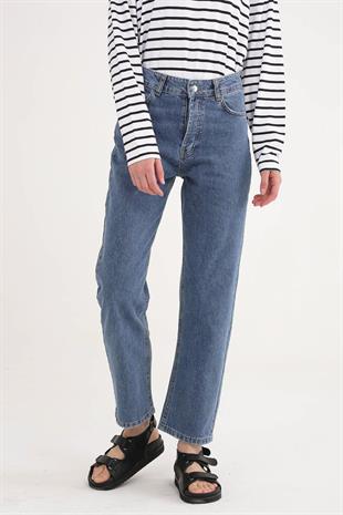 Straight Fit Jean