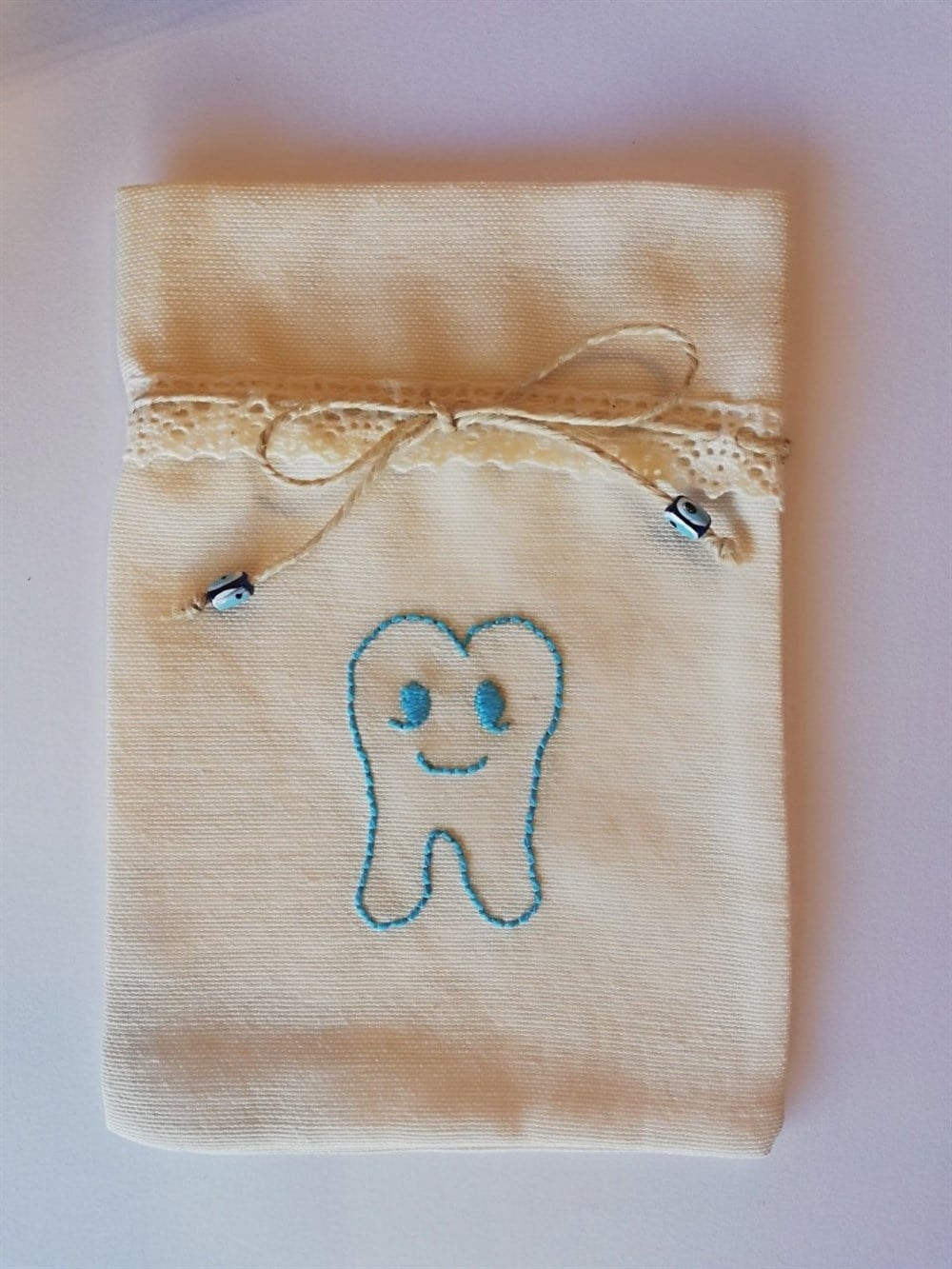 Mavi Diş Nakışlı Hediye Kesesi