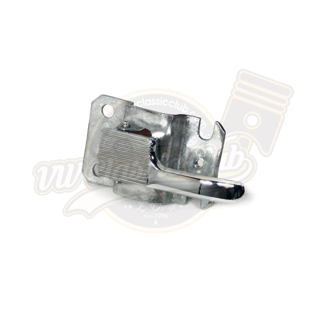 Right Interior Door Handle in Chrome