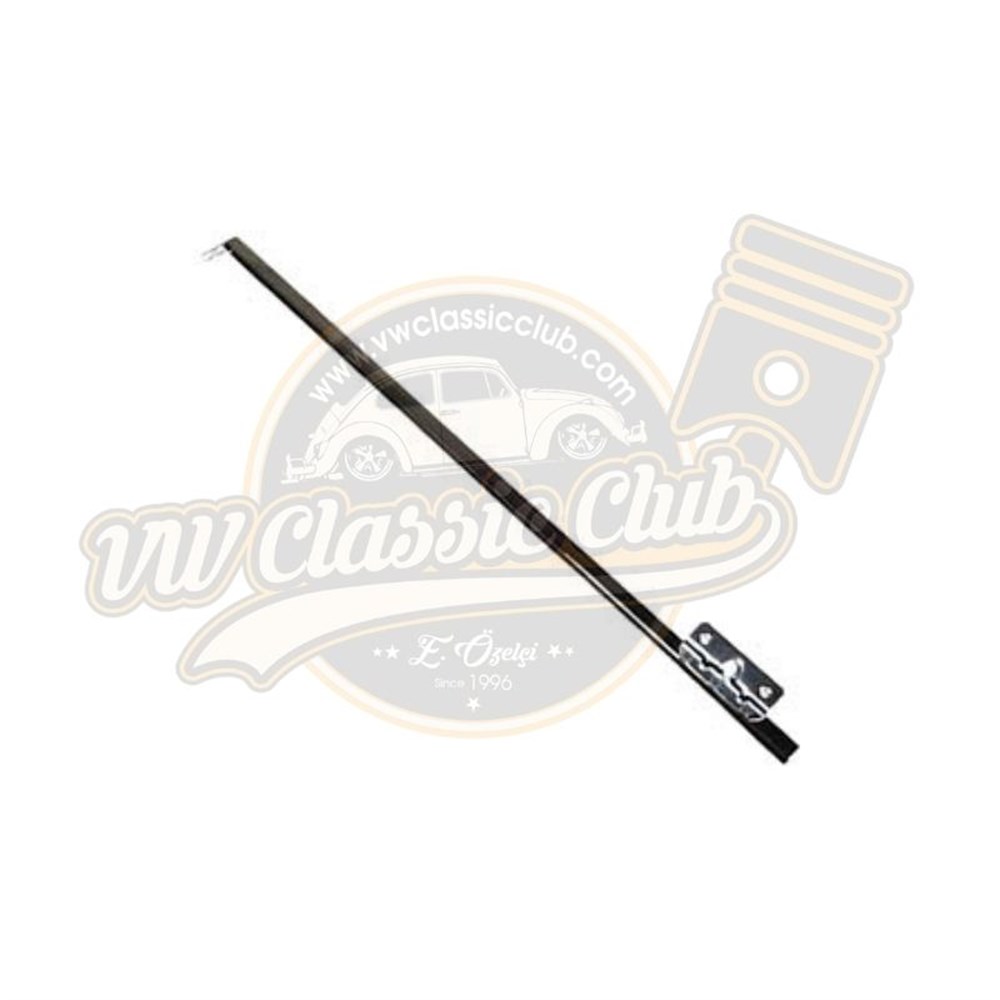 Right Quarter Light Upright Bar Chrome (1100-1200)