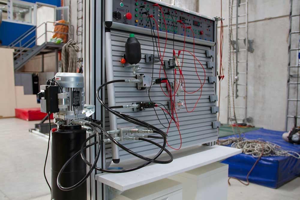 Elektrikli Çalışmalarda Temel İSG Eğitimi