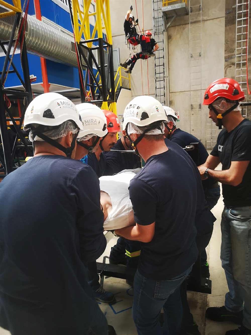 Kapalı Alan Çalışmaları Eğitimi