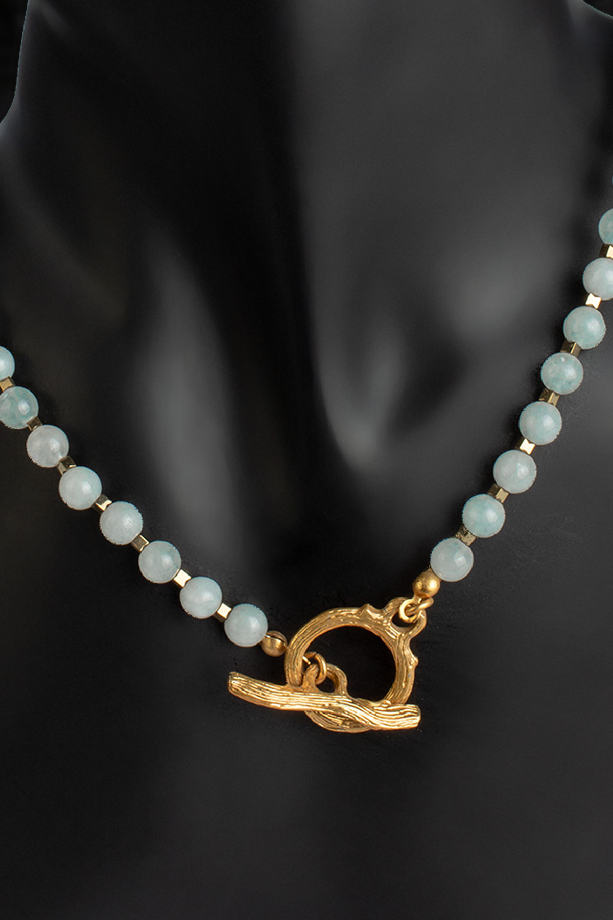 Akuamarin Doğal Taş Tamburlanmış Kesim T Kapamalı Kolye