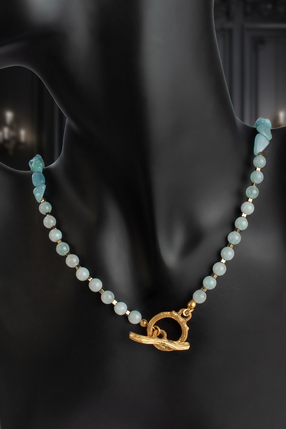 Akuamarin Doğal Taş Tamburlanmış Kesim T Kapamalı Kolye