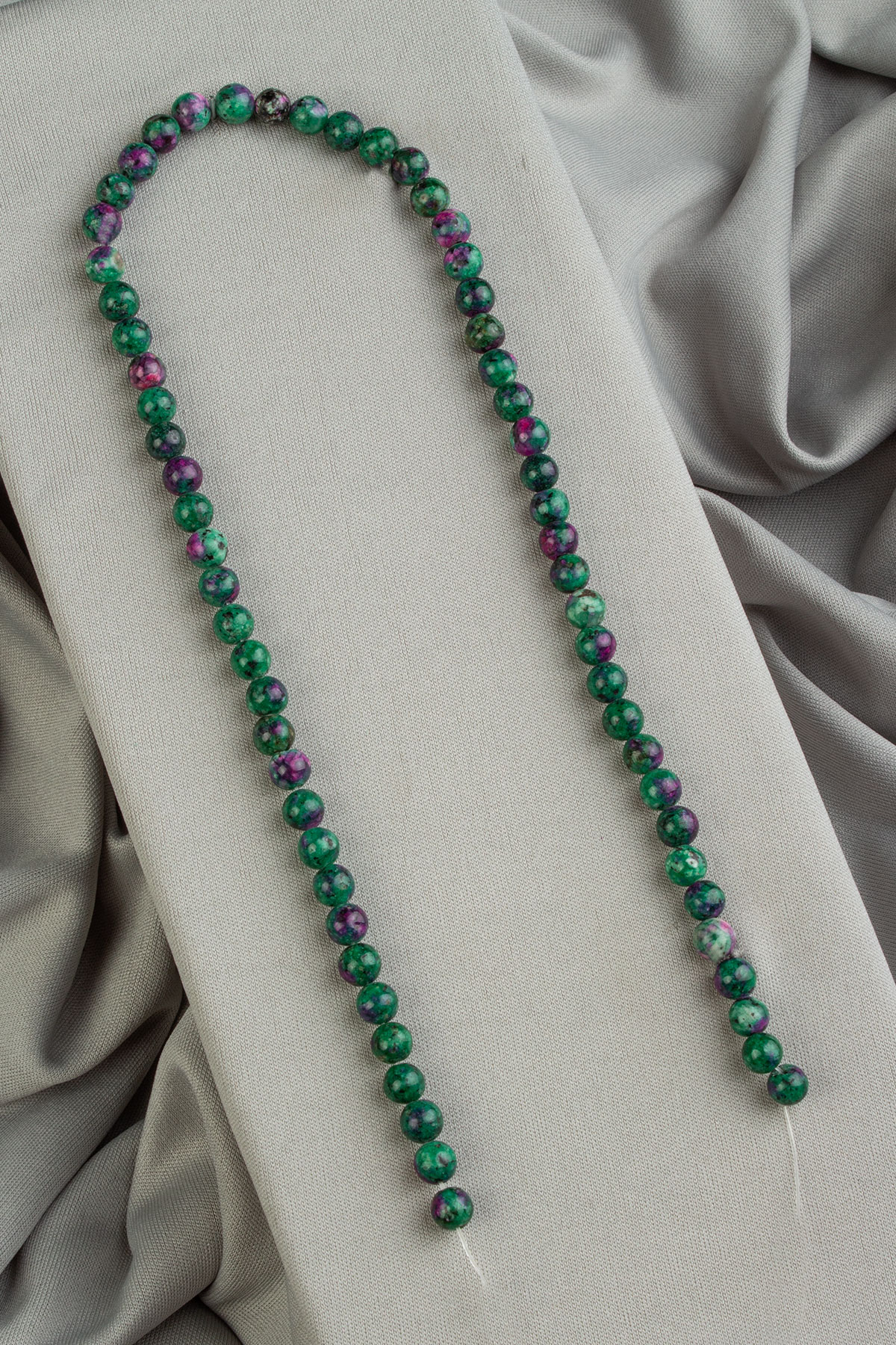 Anyolit Doğal Parlak Küre Kesim 6mm Dizi