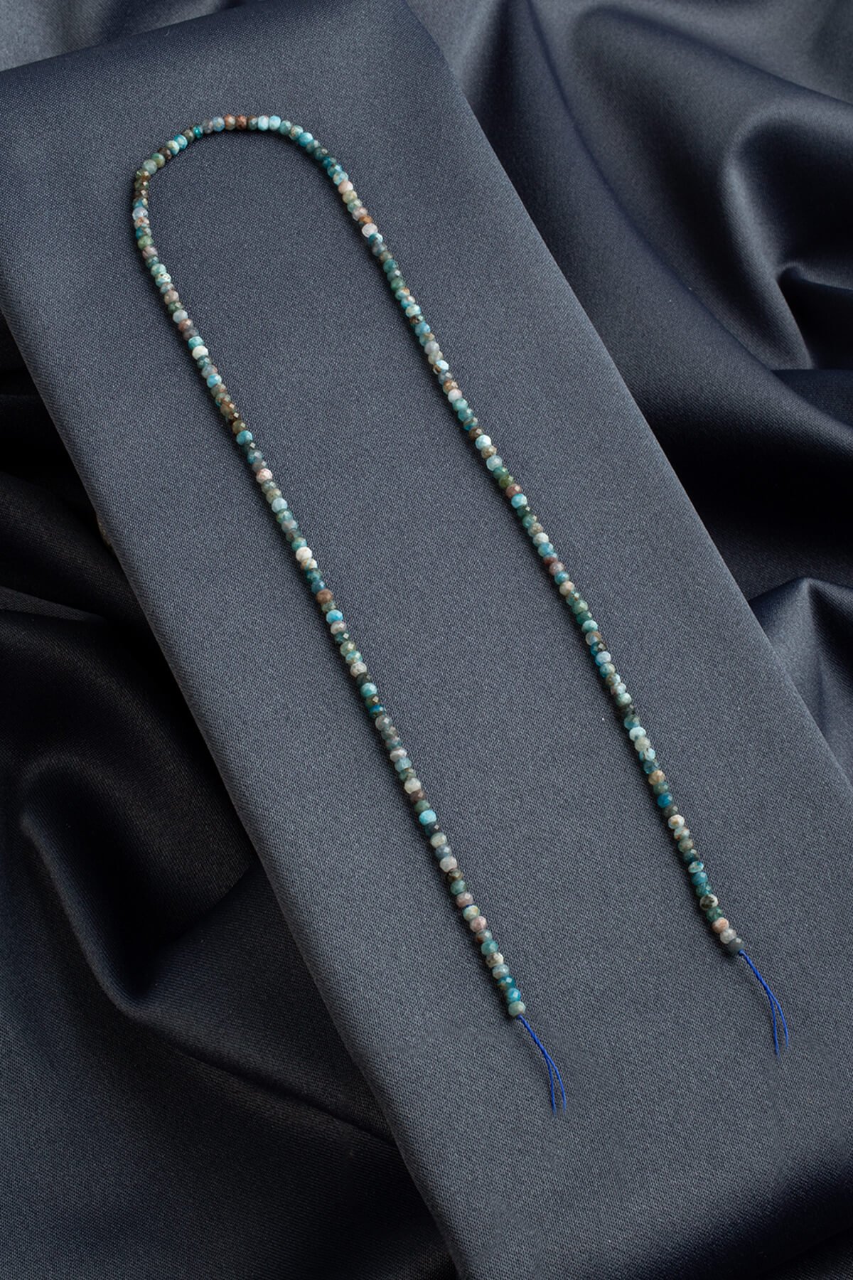 Apatit Doğal Taş Faset Dore Kesim 2x3mm Dizi