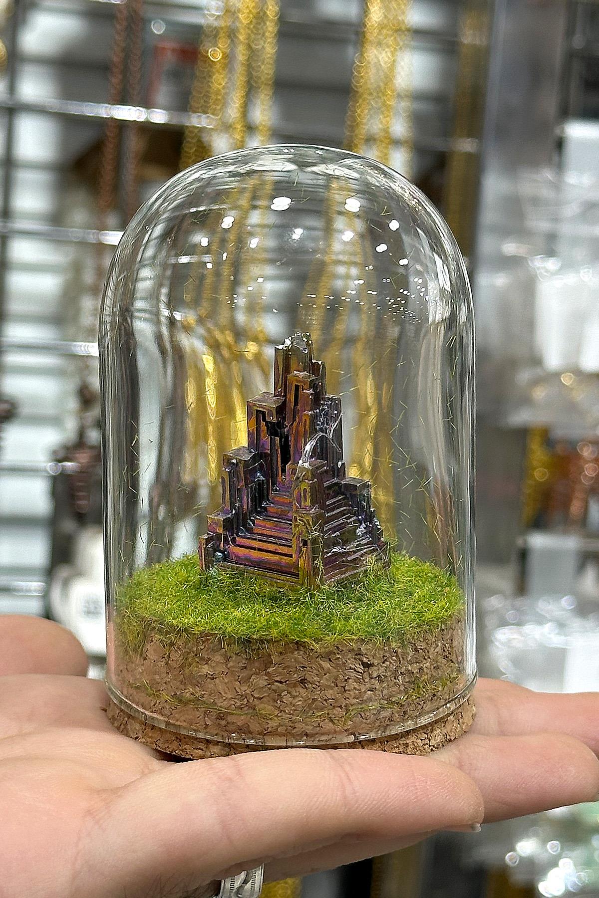 Bizmut Taşı Cam Fanus