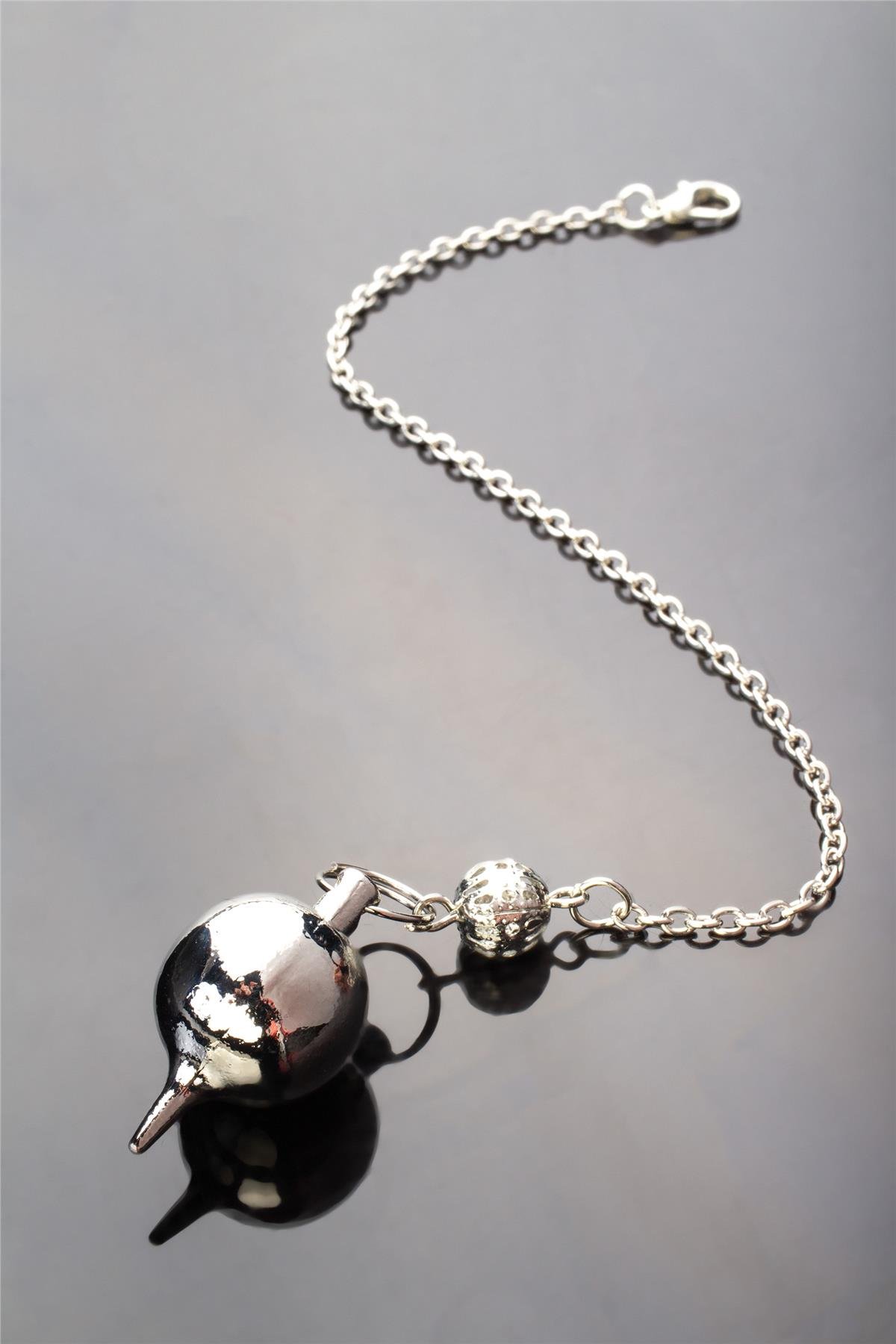 Çelik Sivri Uçlu Küre Gümüş Sarkaç