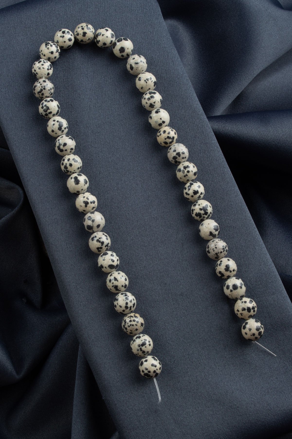 Dalmaçyalı Jasper Doğal Taş Parlak Küre Kesim 10mm Dizi [AA]