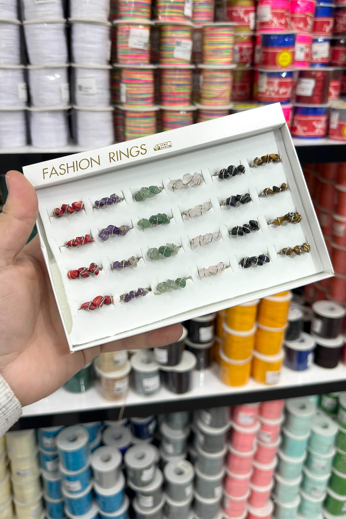 Doğal Kırık Taş Karışık Çelik 24 Adet Ayarlanabilir Yüzük