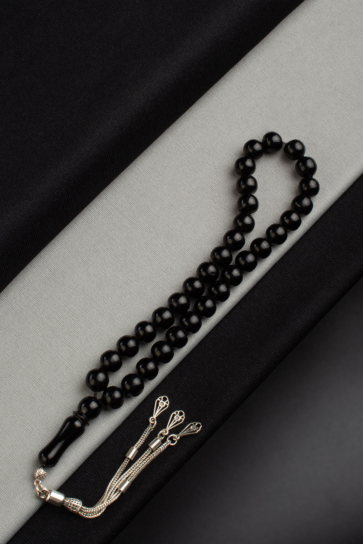 Erzurum Oltu Taşı 8mm Küre Kesim 925 Ayar Gümüş Püskül 33 Lu Tesbih