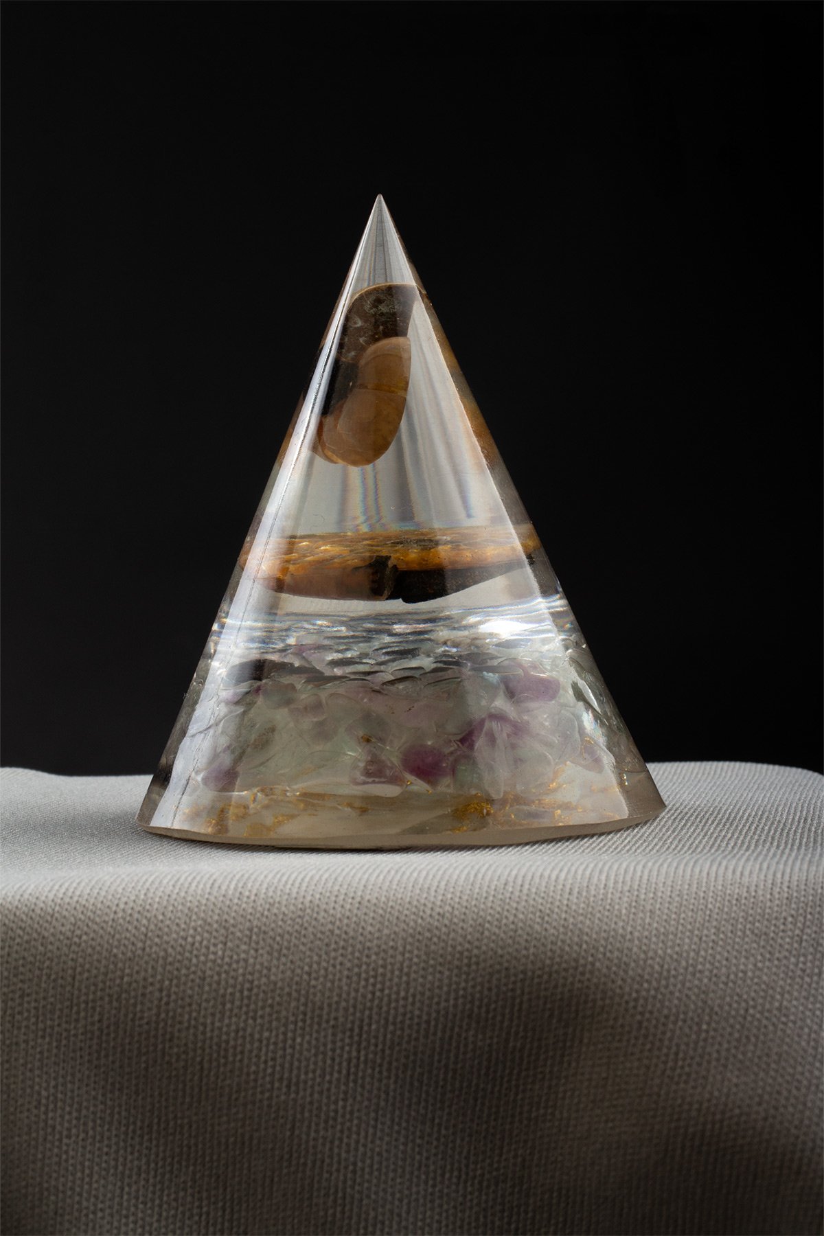 Florit Doğal Taş Orgonit Dekoratif Koni 6x5cm