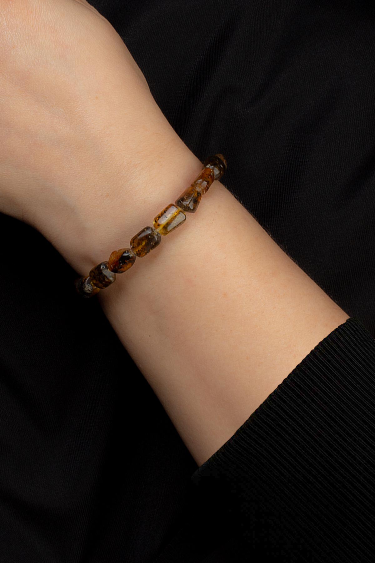 Fosil Kehribar Parlak Tımbıl Kesim Yetişkin Bileklik 6,7-7gr