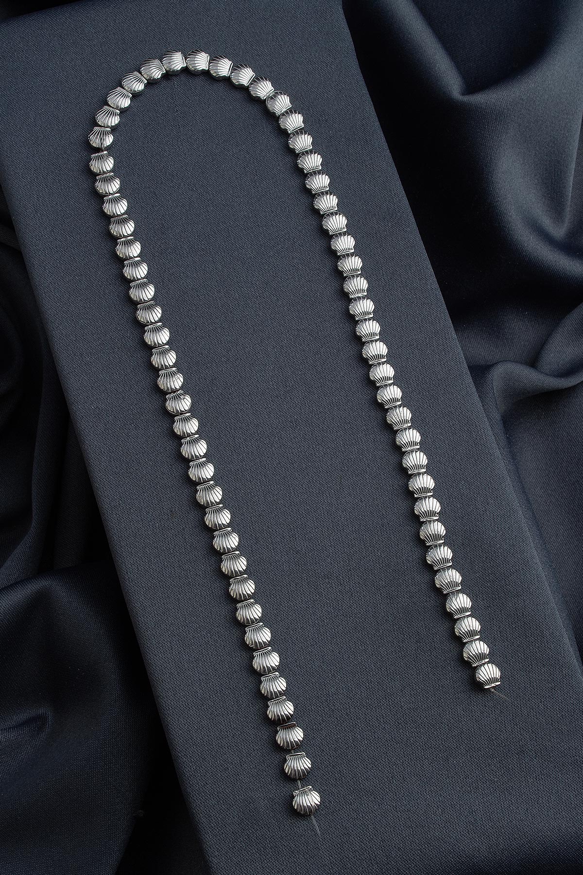 Hematit Doğal Taş Parlak Gümüş Deniz Tarağı Kesim 5x3mm Dizi [AA]