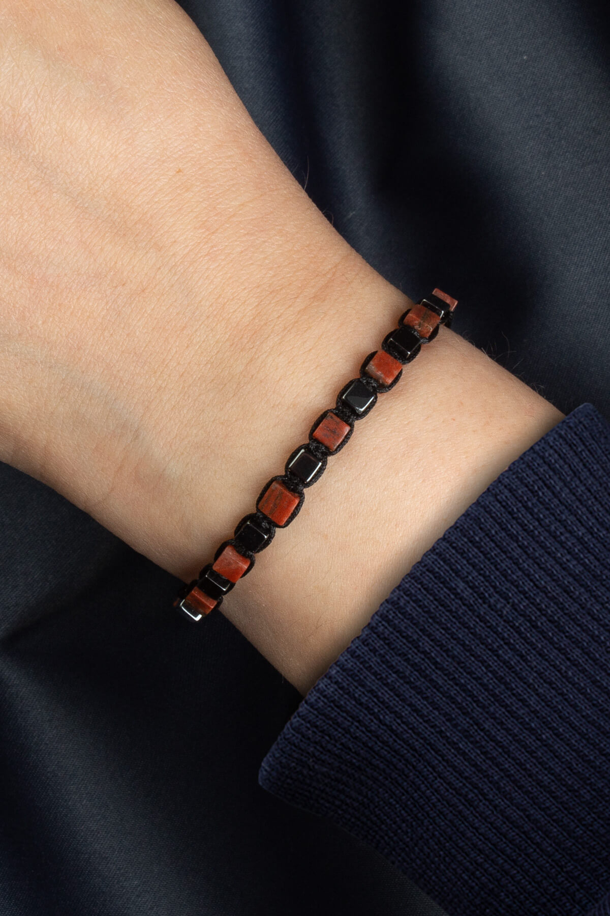 Hematit Jasper Doğal Taş Küp Kesim Kırmızı Bileklik