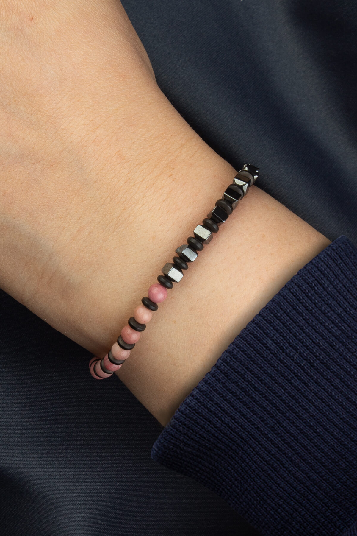 Rodonit Doğal Taş Küre Kesim Rondela Hematit Ara Taşlı 6mm Makrome Bileklik