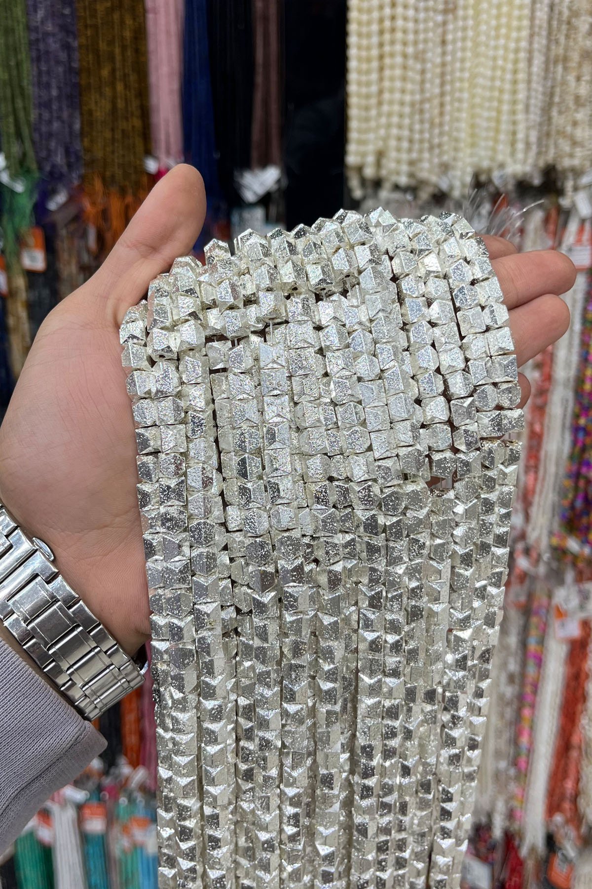 Hematit Taşı Altıgen Rondela Kesim 6x3mm-Pütürlü Gümüş Doğal Taş Dizi