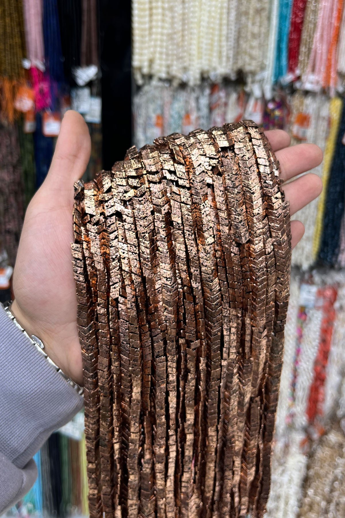 Hematit Taşı Bombeli Çavuş Kesim 8x3mm-Pütürlü Antik Bakır Doğal Taş Dizi