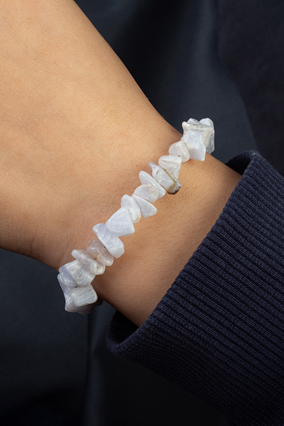 Kalsedon Doğal Kırık Taş Zincir Kapamalı Bileklik