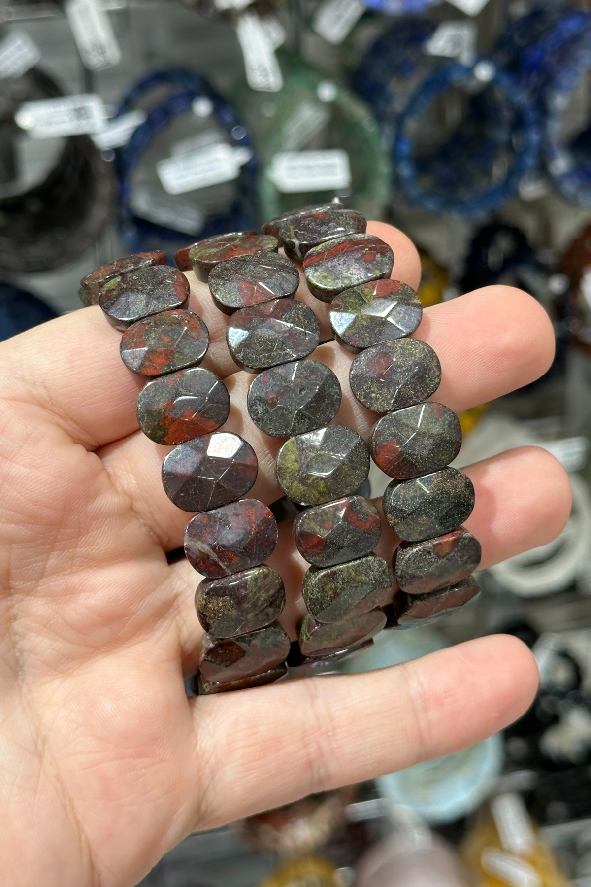 Kan Taşı Doğal Taş Oval Kesim Bileklik