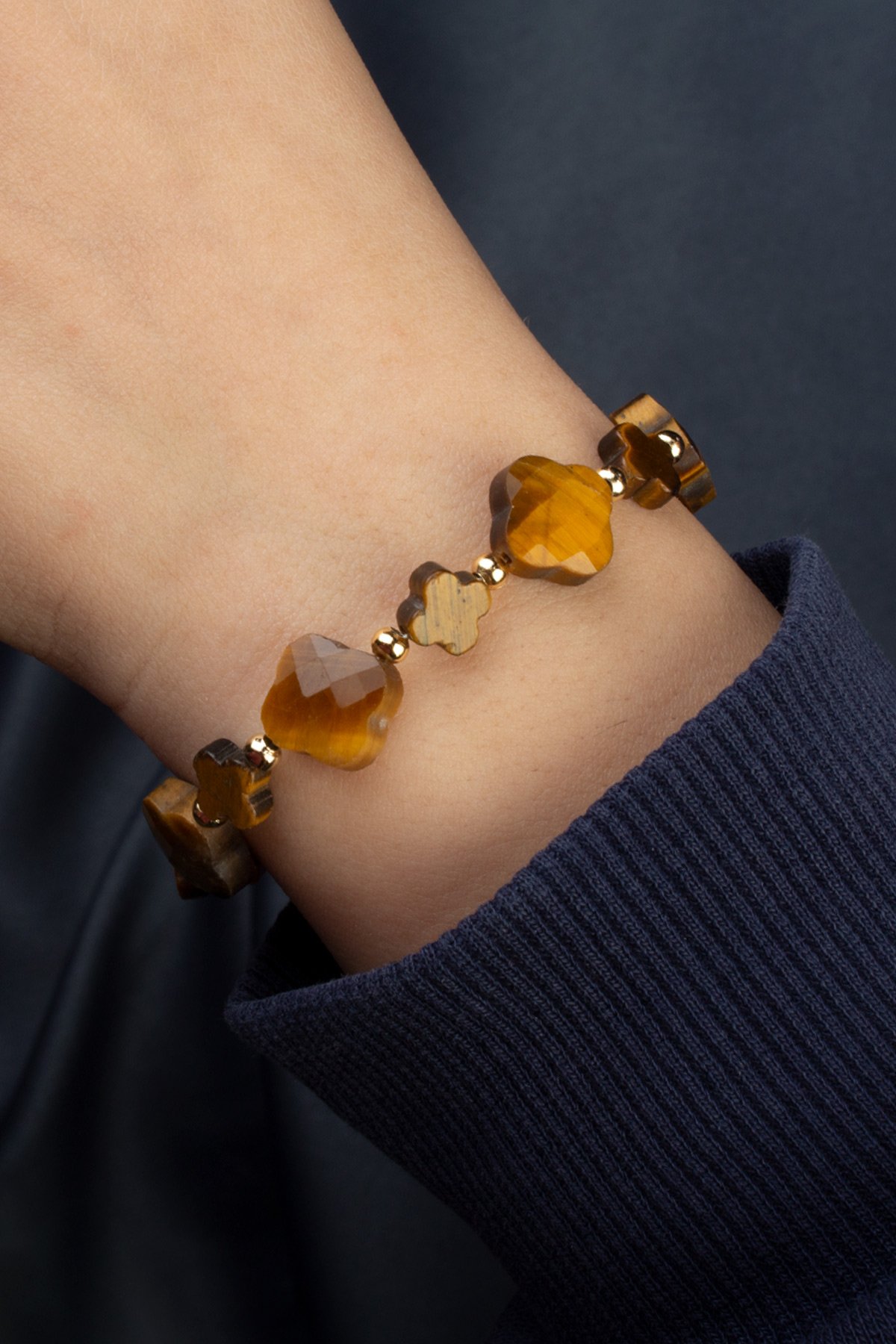 Kaplan Gözü Doğal Taş Yonca Kesim Zincir Kapamalı Bileklik